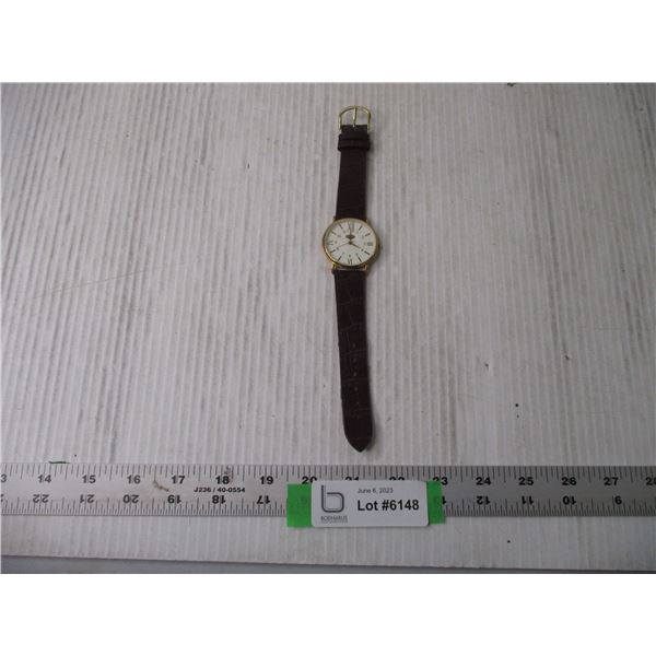 Wrist Watch-- Camerica Quartz w/ New Battery (Runs)