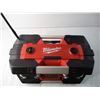Image 3 : Milwaukee Radio w/ Charger