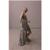 Image 4 : Royal Doulton Woman Figurine