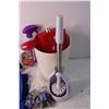 Image 3 : Assorted Bathroom Supplies