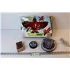 Image 1 : JVC Disk Player (untested) - Flying Bird (unknown condition) - Hockey Puck - Konami Cards