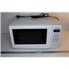 Image 1 : Panasonic Microwave (working)