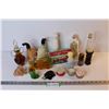 Image 1 : Assorted Vintage Avon Perfume Containers