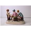 Image 4 : Boys Playing Cards Figurine - Made in Japan