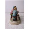 Image 5 : Boys Playing Cards Figurine - Made in Japan