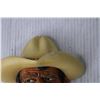 Image 2 : Bossons Man in Cowboy Hat Head Chalkware
