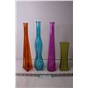 Image 1 : (4) Coloured Glass Vases