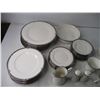 Image 2 : (43) Piece Noritake Bridal Tradition Set