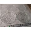 Image 4 : (6) Clear Plates, (2) Divided Dishes