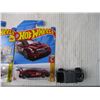 Image 3 : (3) Hot Wheels in Packs with Misc.