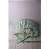 Image 1 : Light Green Blanket