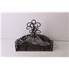 Image 4 : (3) Metal Decorative Shelves