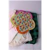 Image 2 : Lot of Assorted Linens