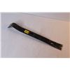 Image 3 : (2) Pry Bars