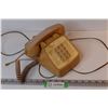 Image 1 : Push Button Phone