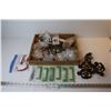 Image 1 : Assorted Lot of Cabinet Handles