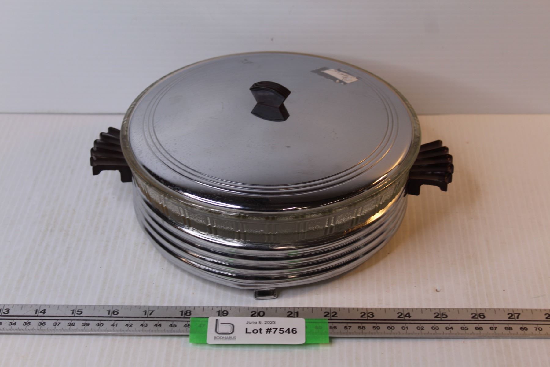 Pyrex Metal Pyrex Dish w/Lid & Metal Stand - Bodnarus Auctioneering