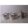 Image 2 : (4) Tea Cups and Tea Pot