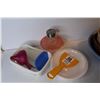 Image 3 : Bingo Dabbers - Glass Hand Juicer - Assorted Kitchen Items