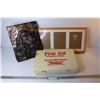 Image 1 : First Aid Kit (clasps broken) - Photo Frame - Plastic Dog Portrait Picture