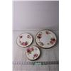 Image 1 : Assorted Royal Albert Plates - American Beauty