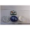 Image 1 : Bowl + Pot Holder + (2) Decorative Plates