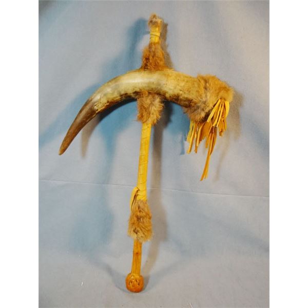 Steer horn Indian rattle, 24"