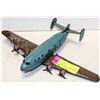 Image 1 : 1940S WYANDOTTE DC3 AIRPLANE TOY BLUE