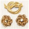Image 1 : 1950S GOLD TONE EARRINGS AND BROOCH
