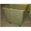 Image 1 : Plastic Laundry Cart