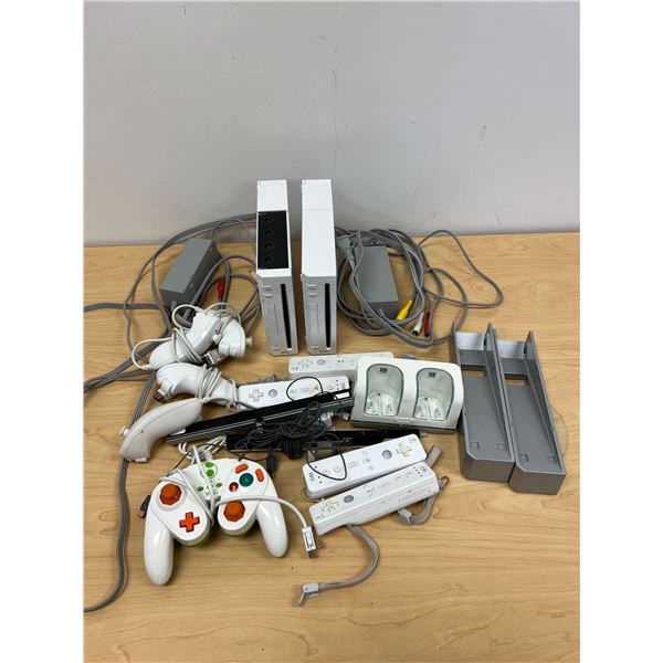 Nintendo Wii Video Game Consoles & accessories as pictured - not tested