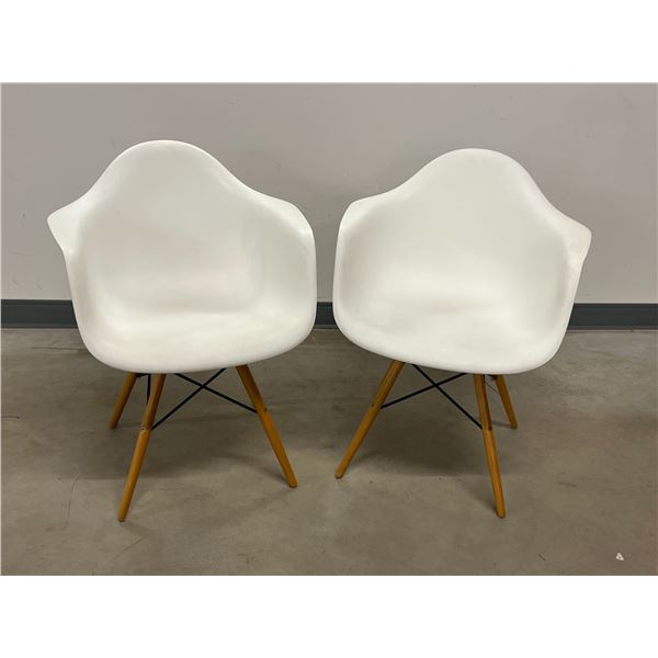 2 White Eames Style Armchairs on Dowl Leg Bases (good used with some signs of wear/use)