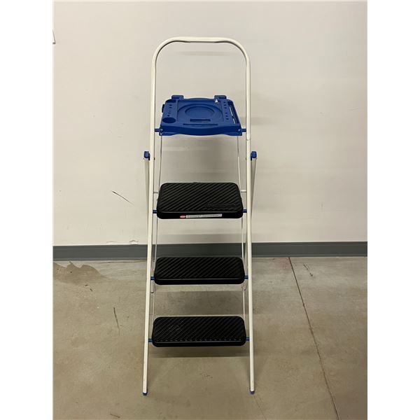 3 Step Fold Up Painting Ladder with Paint Can Holder Shelf