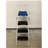 Image 1 : 3 Step Fold Up Painting Ladder with Paint Can Holder Shelf