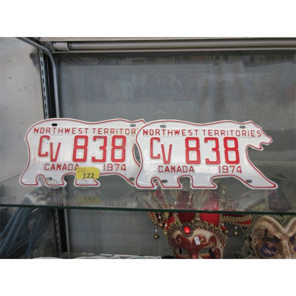 Matched Pair of 1974 NWT License Plates