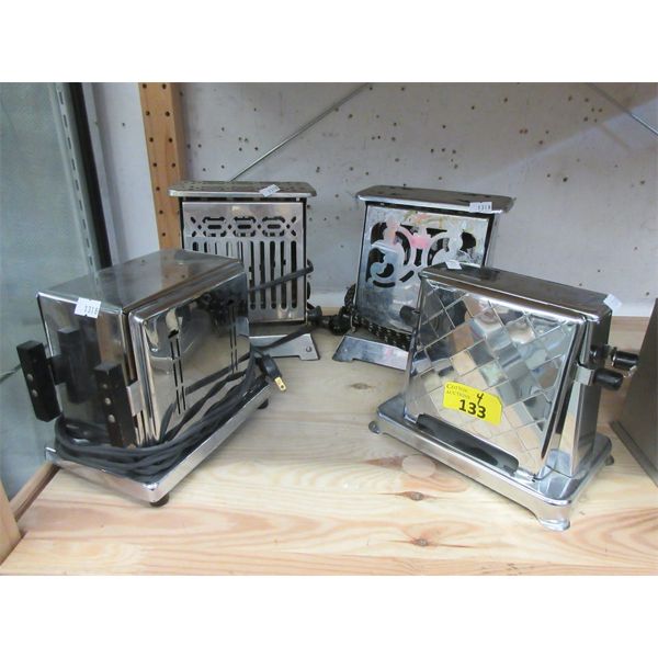 4 Vintage Electric Toasters - 1 is missing cord