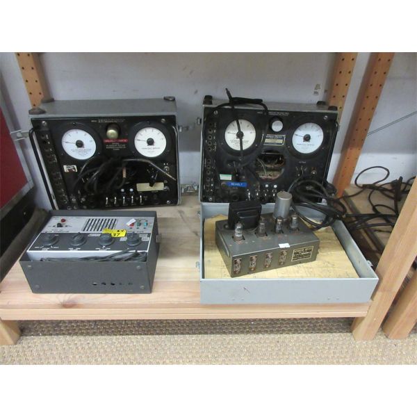 4 Piece Lot of Vintage Electronics