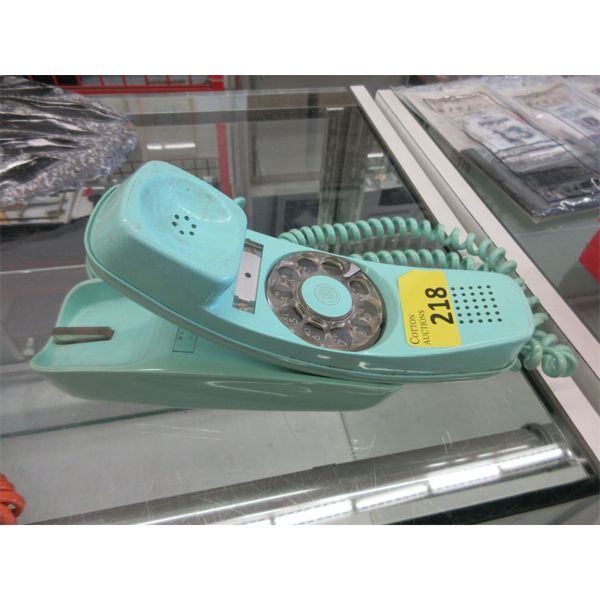 Vintage 1960s Aqua Trimline Dial Phone 