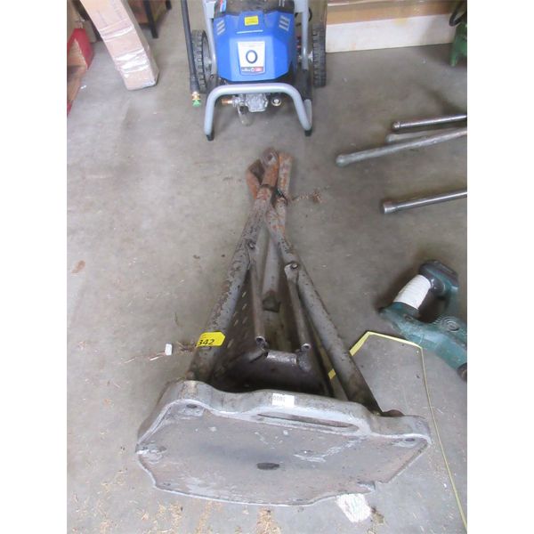 Industrial Tool Stand