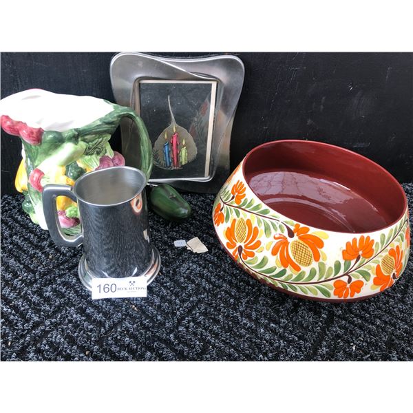 Assorted Kitchen And Homeware