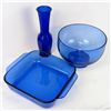 Image 1 : Set of 3 Cobalt Blue Glassware (Pyrex Baking Dish)