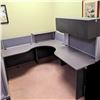 Image 1 : Professional Office Desk / Cubicle