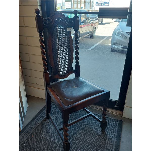BEAUTIFUL BARLEY TWIST SIDE CHAIR