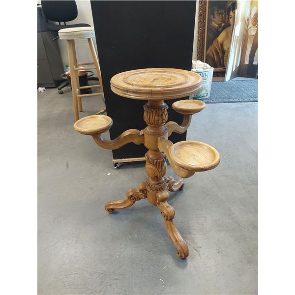 VINTAGE CARVED WOOD ORNATE PLANT STAND