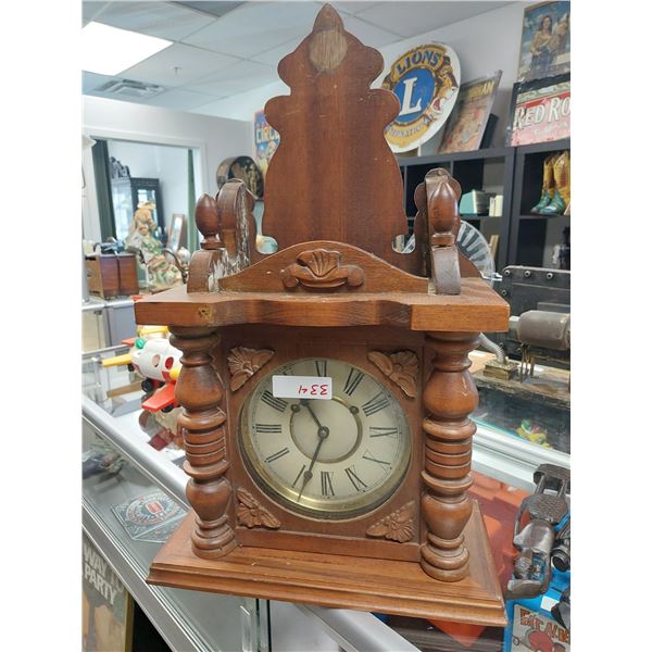 VICTORIAN KEY WIND WALL CLOCK