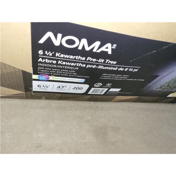 PRE-LIT 6.5 FOOT CHRISTMAS TREE IN BOX