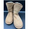 Image 1 : Size 6 Sherpa Lined Boots- As is