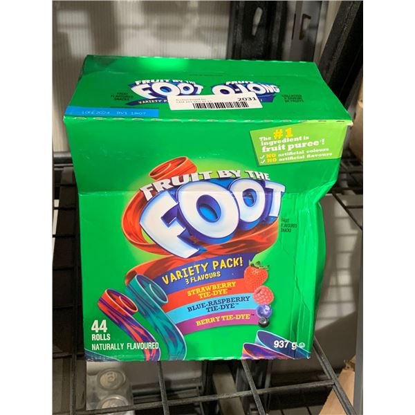 CASE LOT - Fruit By The Foot Variety Pack 44 rolls