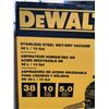 Image 2 : DeWalt Stainless Steel Wet/Dry Vacuum 38L