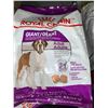 Image 1 : Royal Canin Giant Adult Bone & Joint Health 30lb Bag